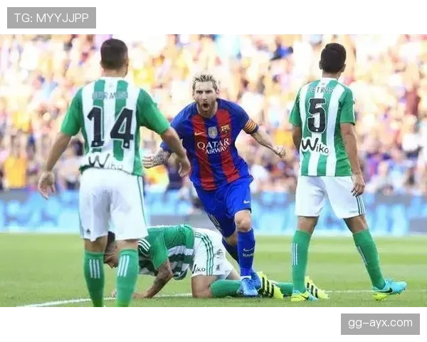 滕哈赫战术奏效，球队进攻焕然一新表现抢眼