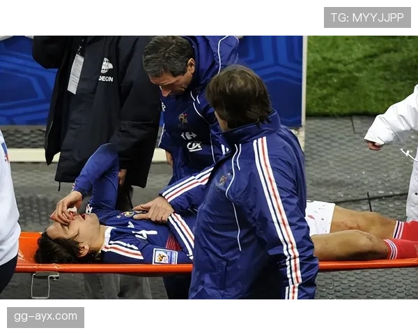 亨利世界杯状态回暖，迎来职业生涯辉煌时刻