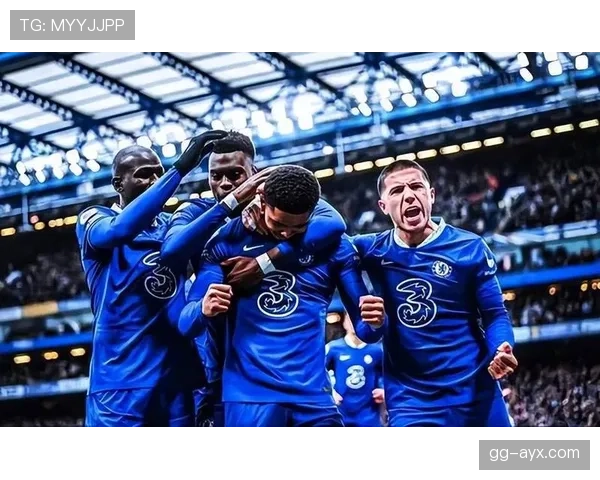 切尔西阵容看似豪华,体系问题逐步显现,稳定性面临考验 切尔西阵容看似豪华,体系问题逐步显现,稳定性面临考验