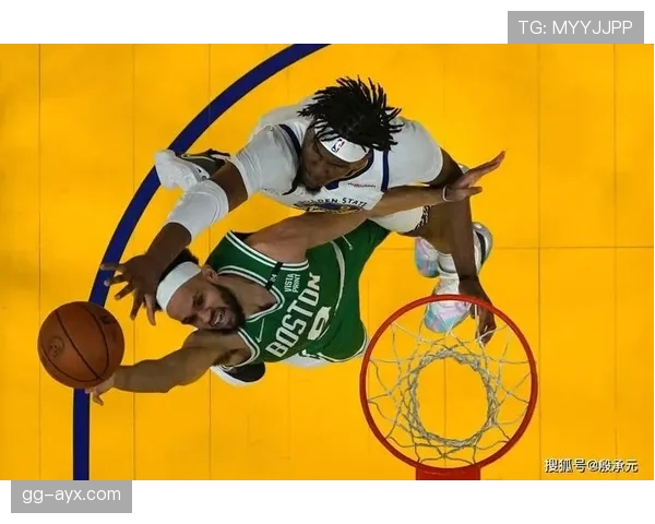 凯德挡拆组织制造错位，较上季对手防守更难限制